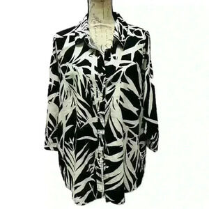 Rachel Zoe Long Sleeve Relaxed Fit Button Down Collar Shirt Black and White